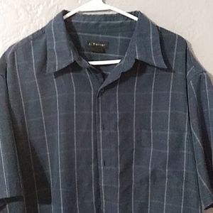 Mens short sleeve button up shirt